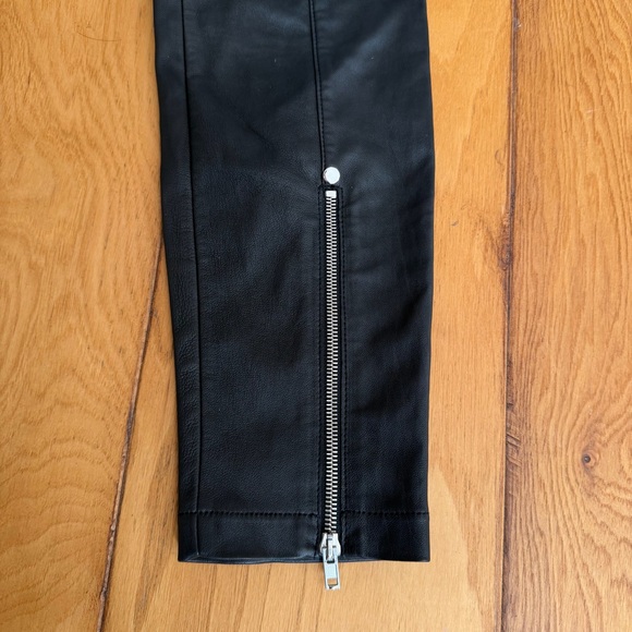 Alexander Wang Black High-Waisted Pants - Picture 7 of 11